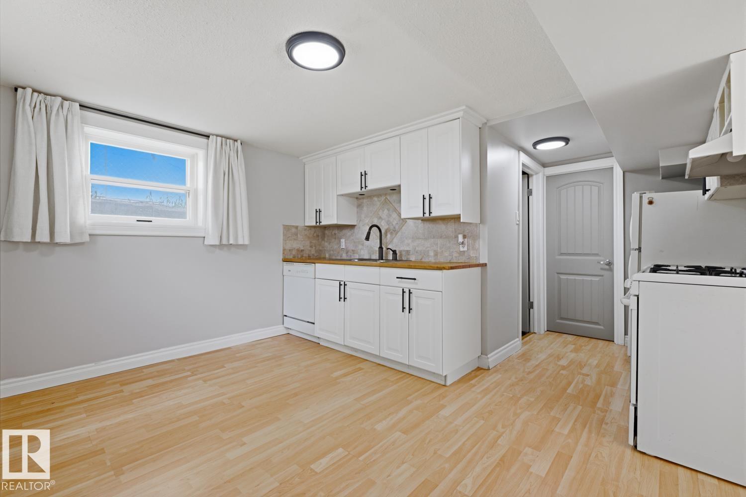 10217 155 ST NW - 15