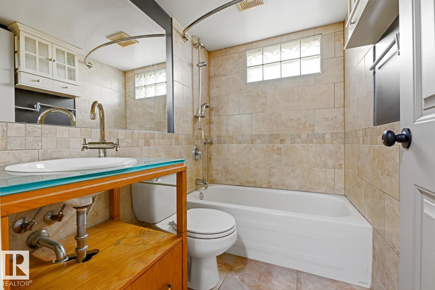 10217 155 ST NW - 21