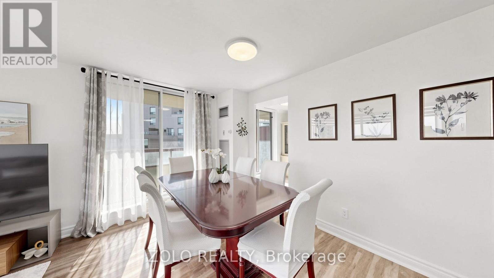 #704 91 TOWNSGATE DRIVE - 16