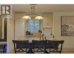 Kitchen - 38 315 Robinson Rd, Salt Spring, BC V8K1P7 Photo 9