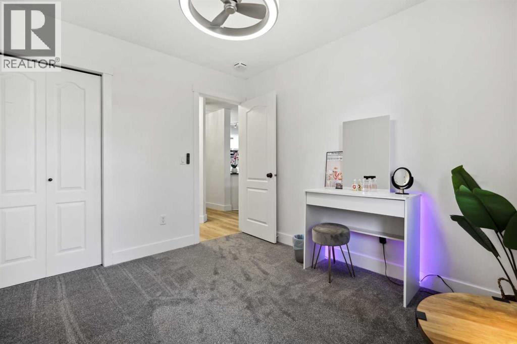 #210 10 Sierra Morena Mews SW - 17
