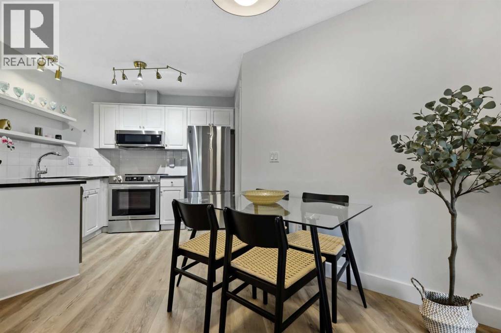 #210 10 Sierra Morena Mews SW - 5
