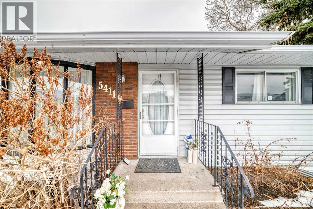 5411 Temple Road NE - 29