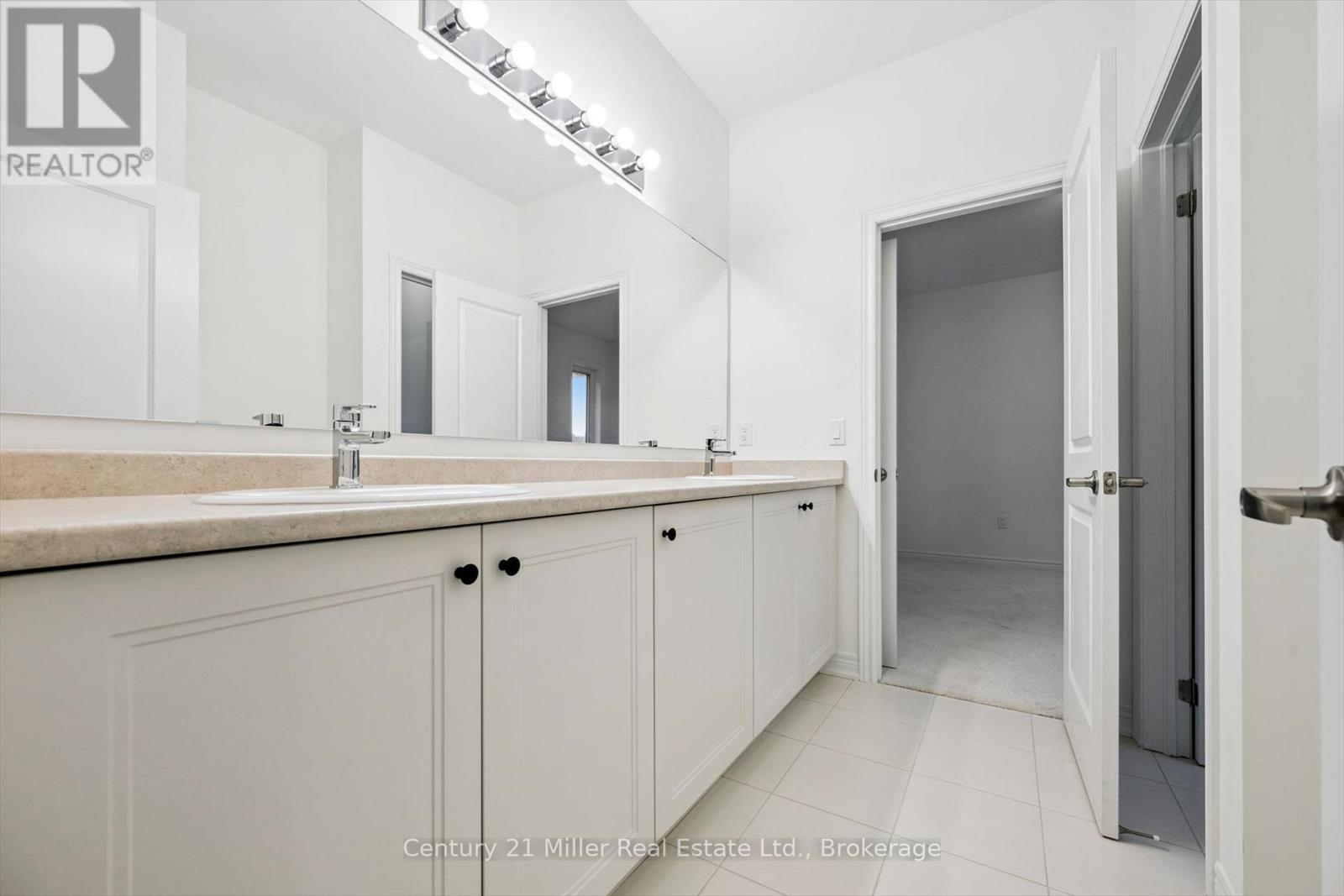 3242 MILLICENT AVENUE - 36