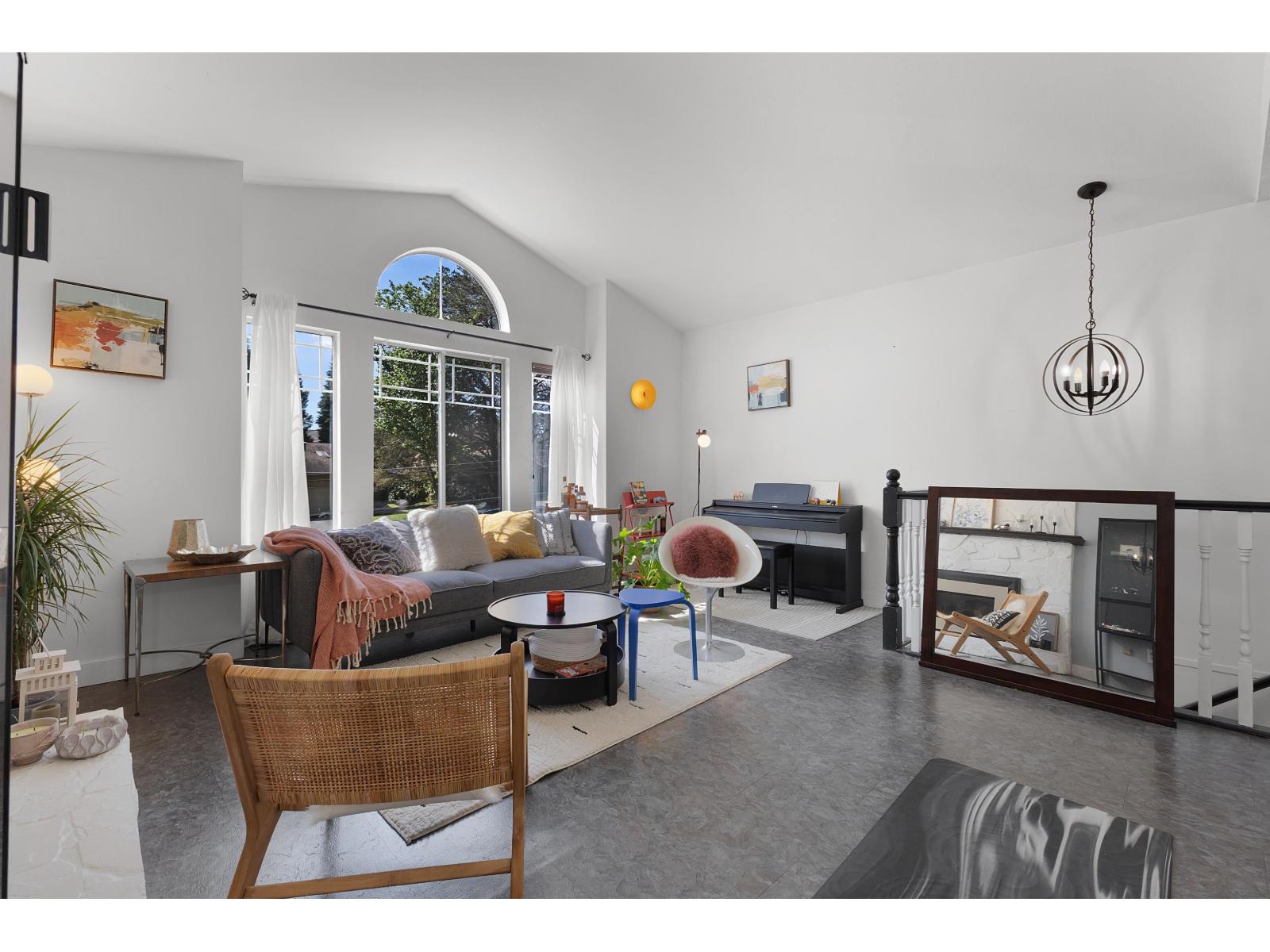 15971 101A AVENUE, Surrey