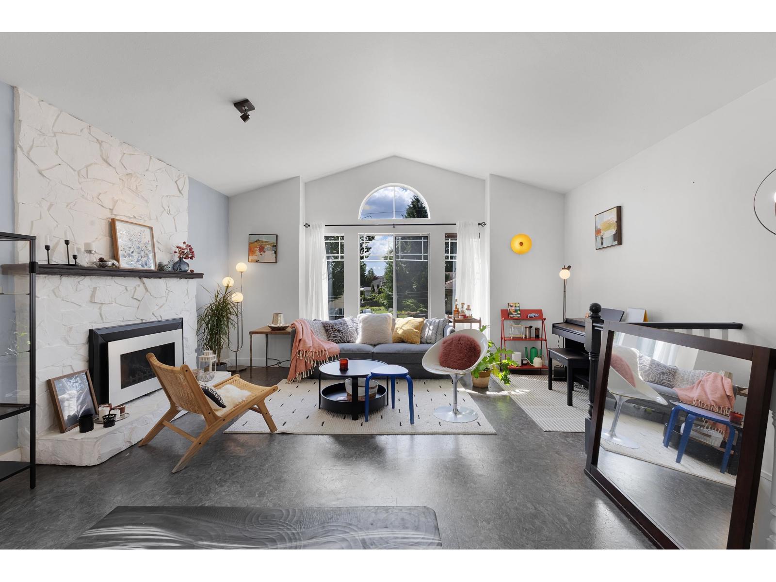 15971 101A AVENUE, Surrey