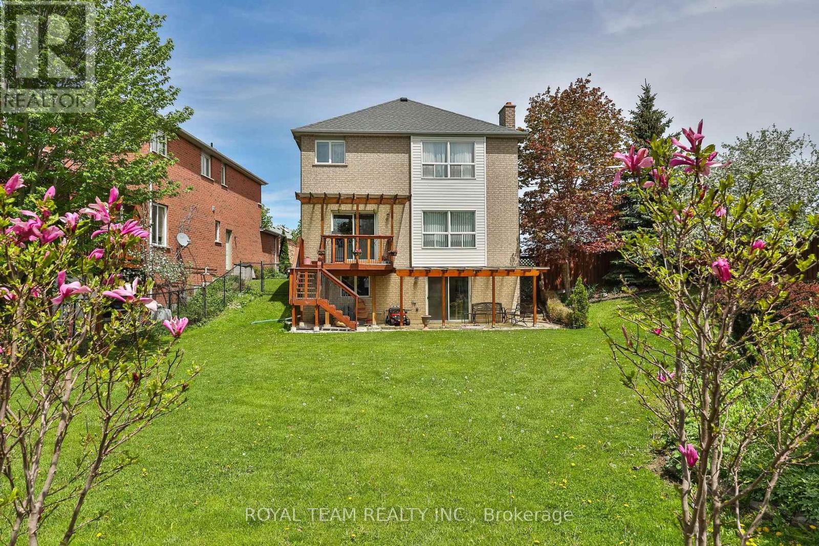 2 SANDWAY CRESCENT - 43