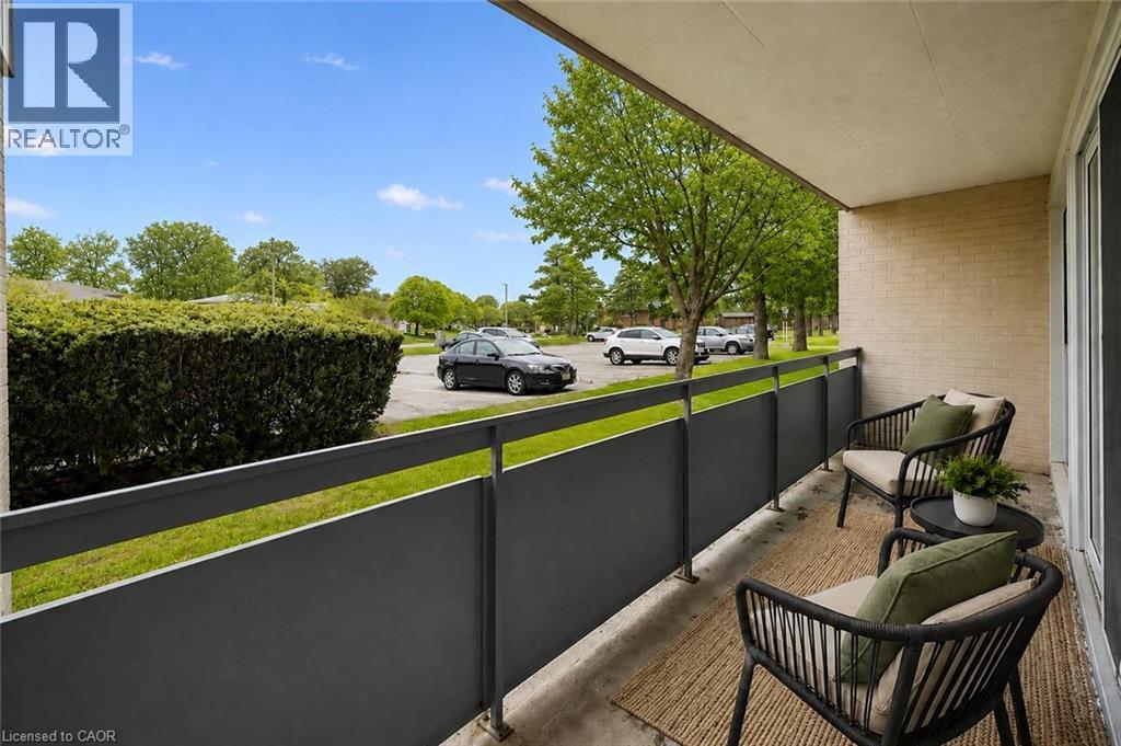 #307 91 CONROY Crescent - 9