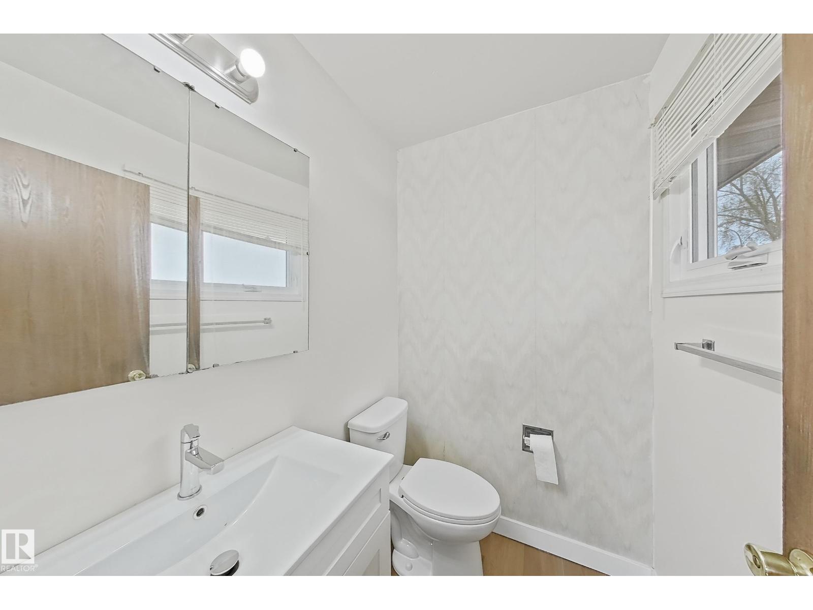 1731 51 ST NW - 19