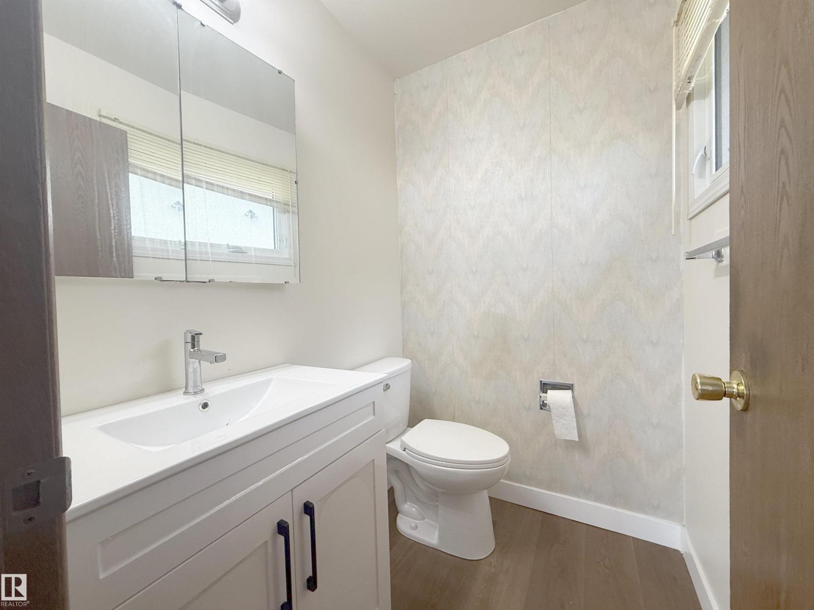 1731 51 ST NW - 17