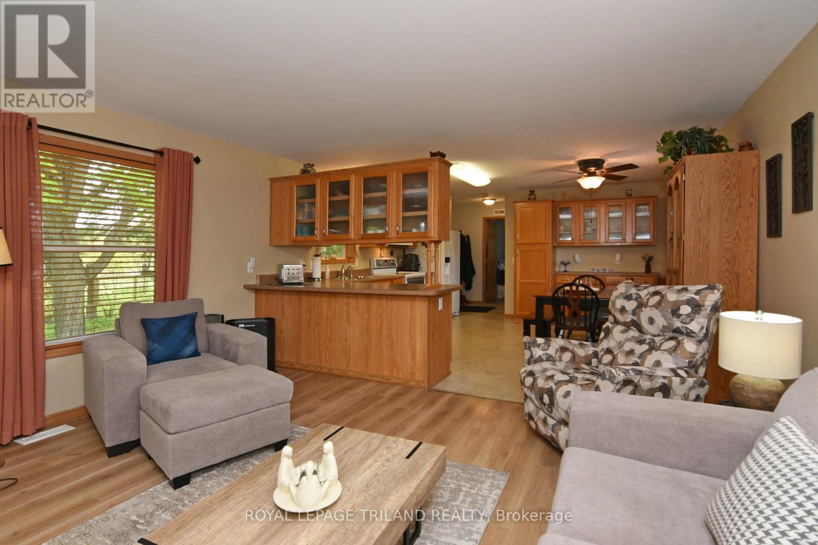 #15 9385 IPPERWASH ROAD - 12
