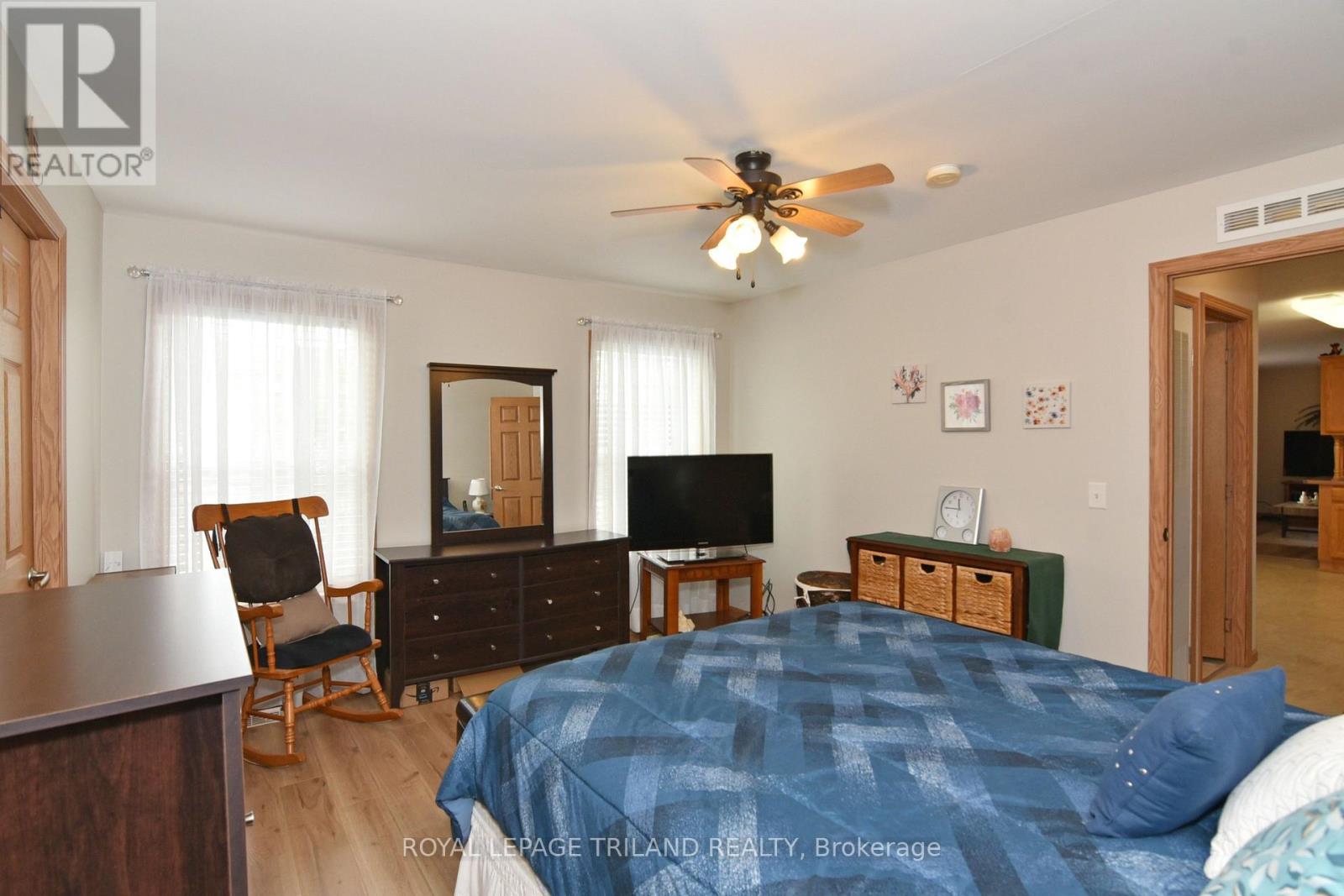 #15 9385 IPPERWASH ROAD - 17