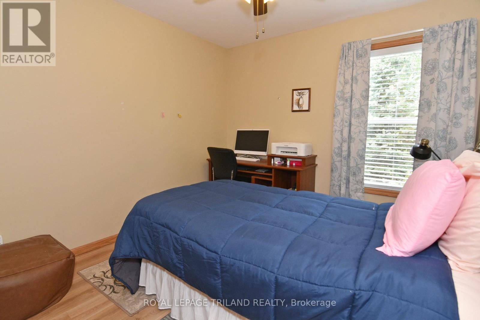 #15 9385 IPPERWASH ROAD - 26