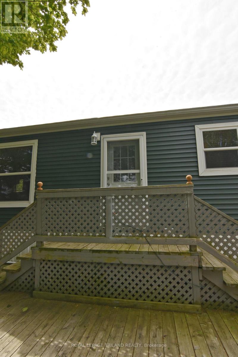 #15 9385 IPPERWASH ROAD - 7
