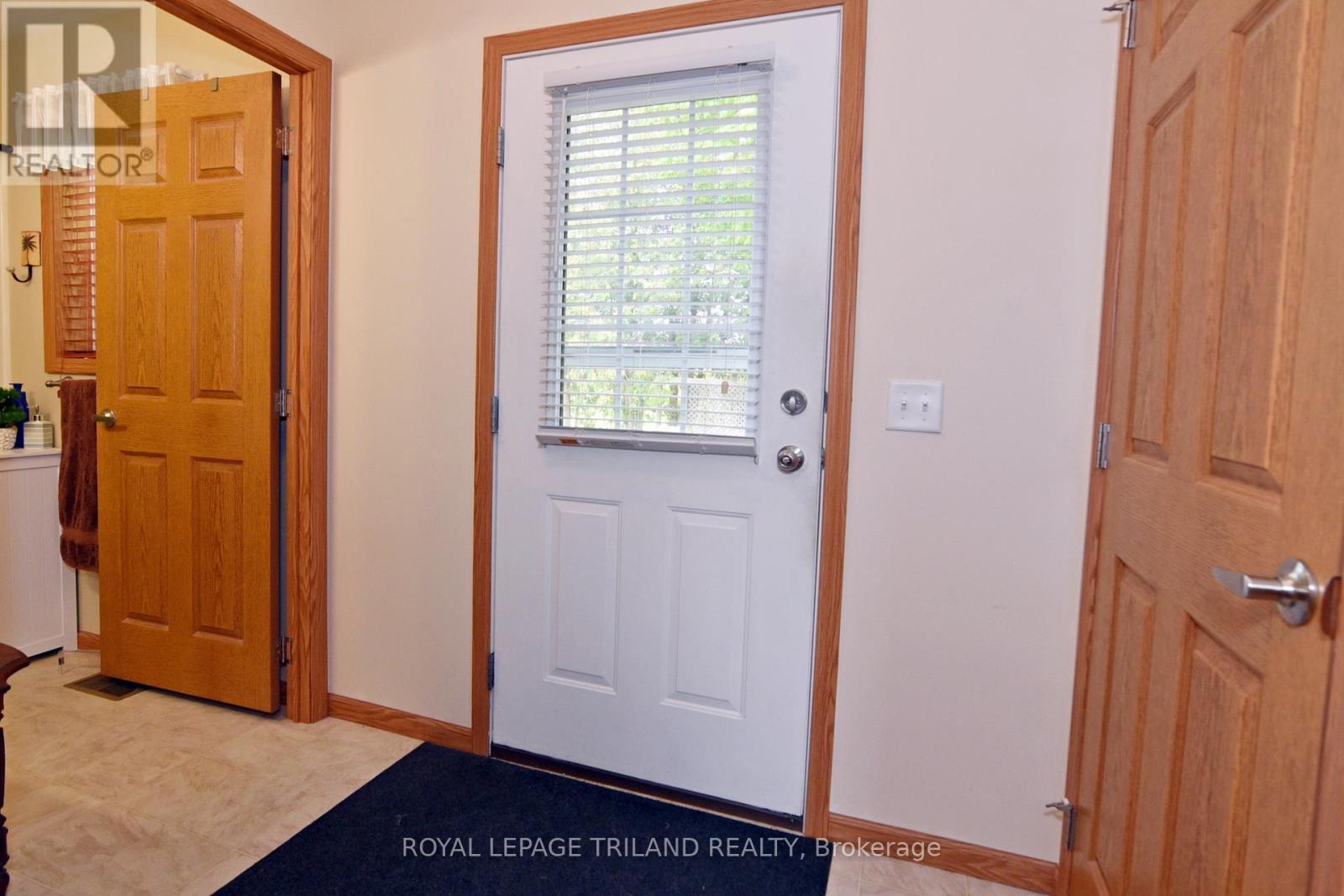 #15 9385 IPPERWASH ROAD - 9