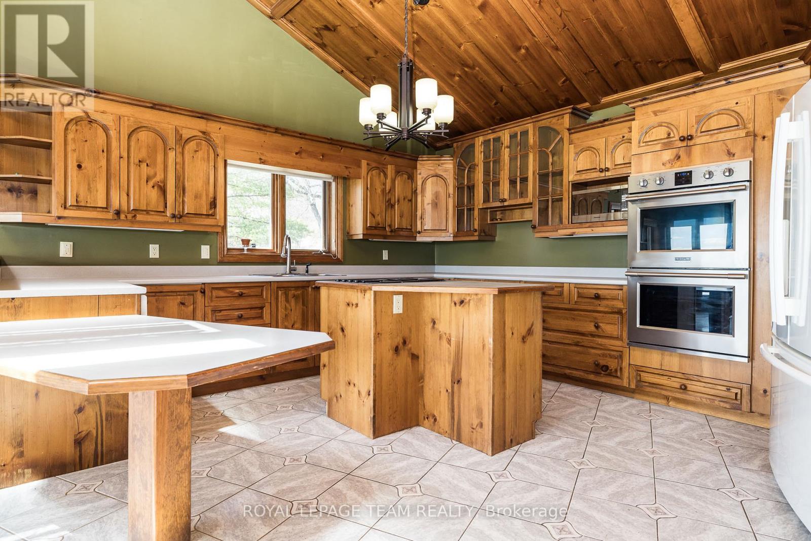 605 BIG RIDEAU NORTH SHORE ROAD - 9