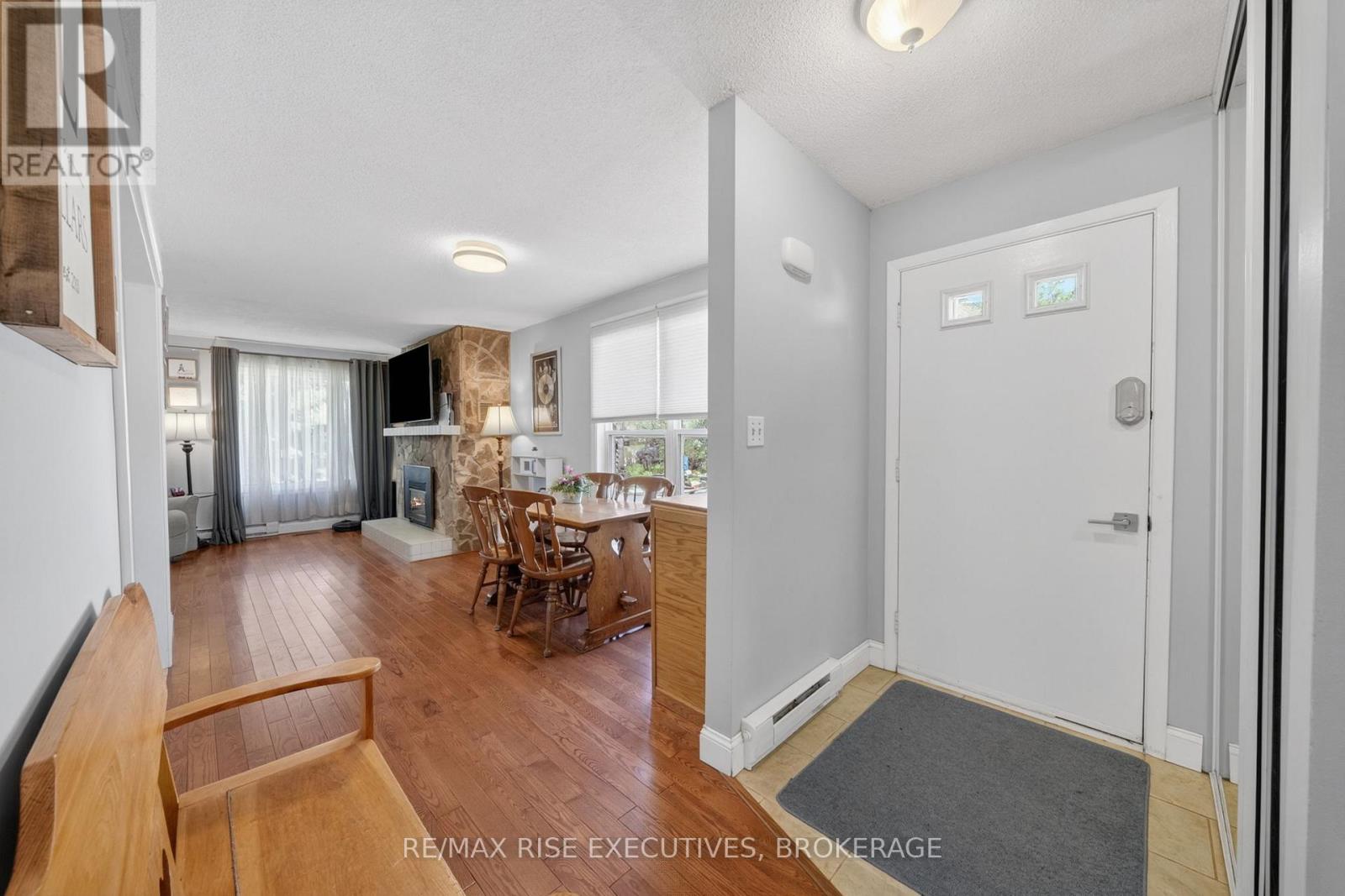 1089 PINEWOOD PLACE - Image 3
