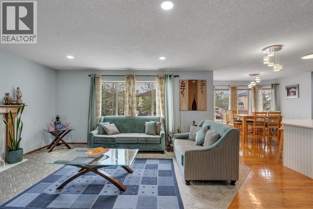 206 Coral Keys Place NE - 8