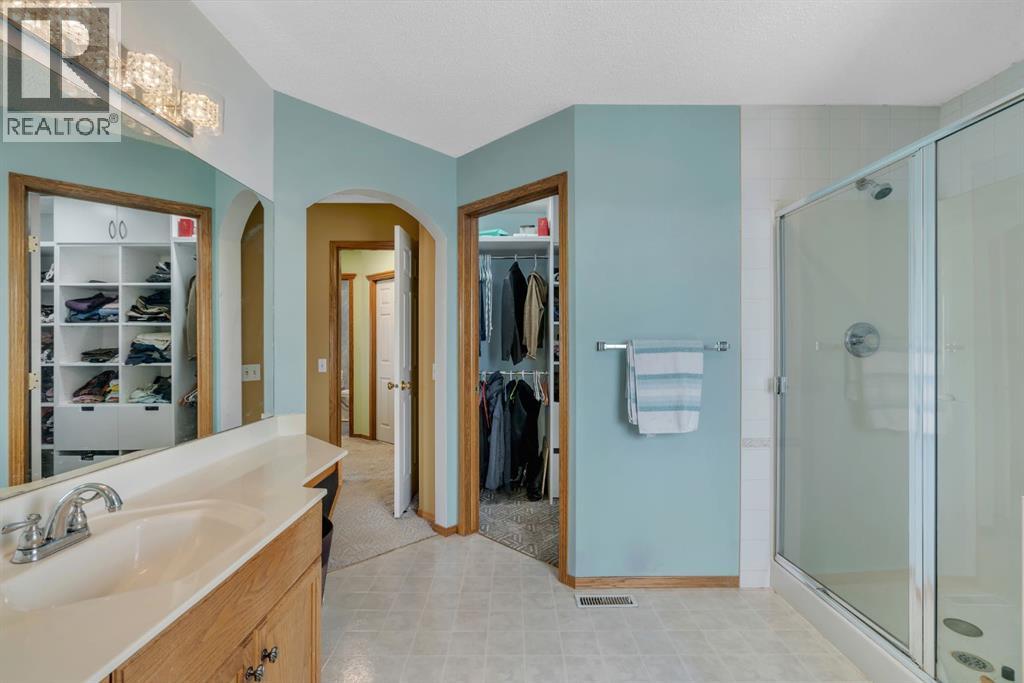 206 Coral Keys Place NE - 24