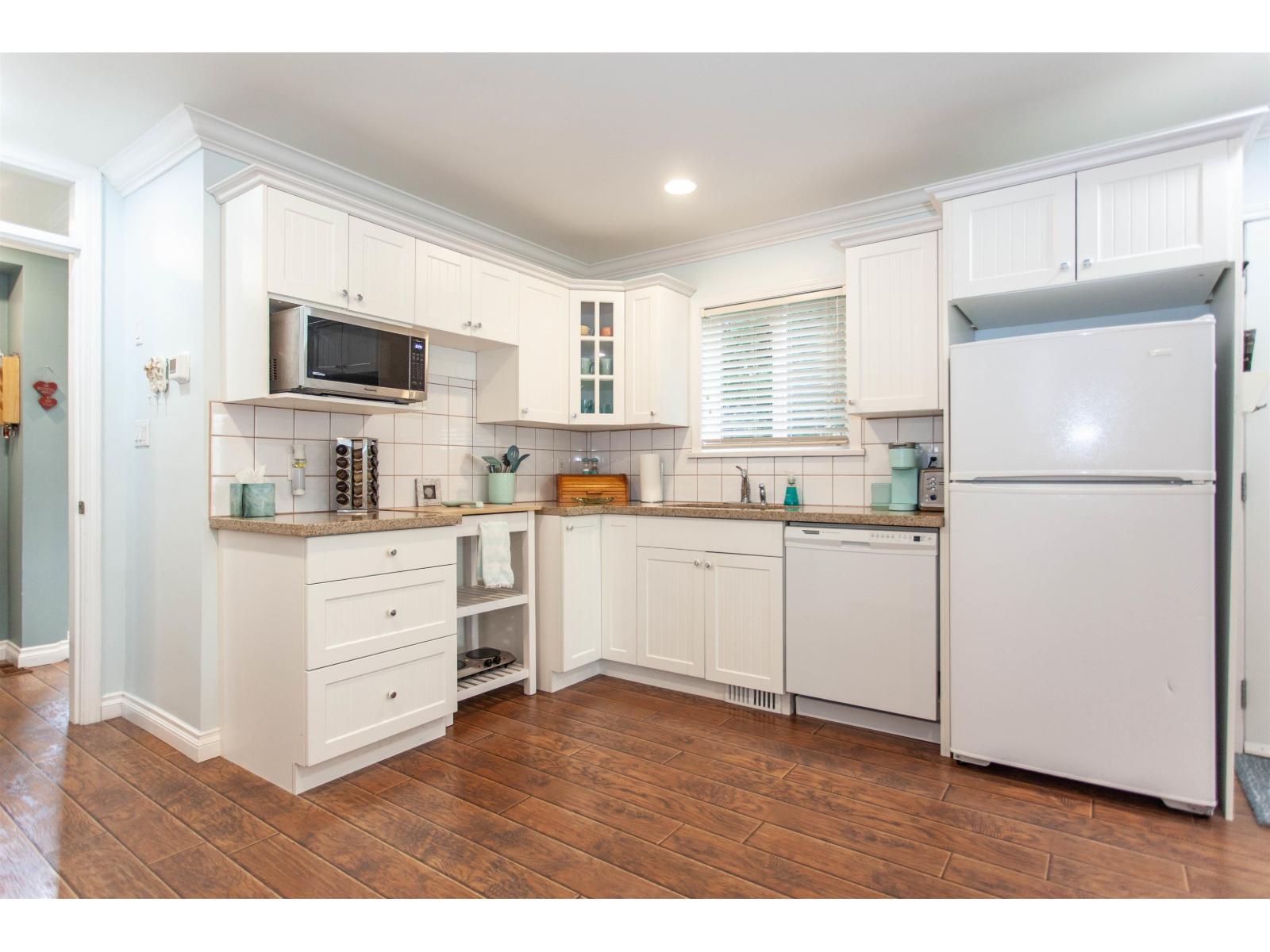 867 STAYTE ROAD, White Rock