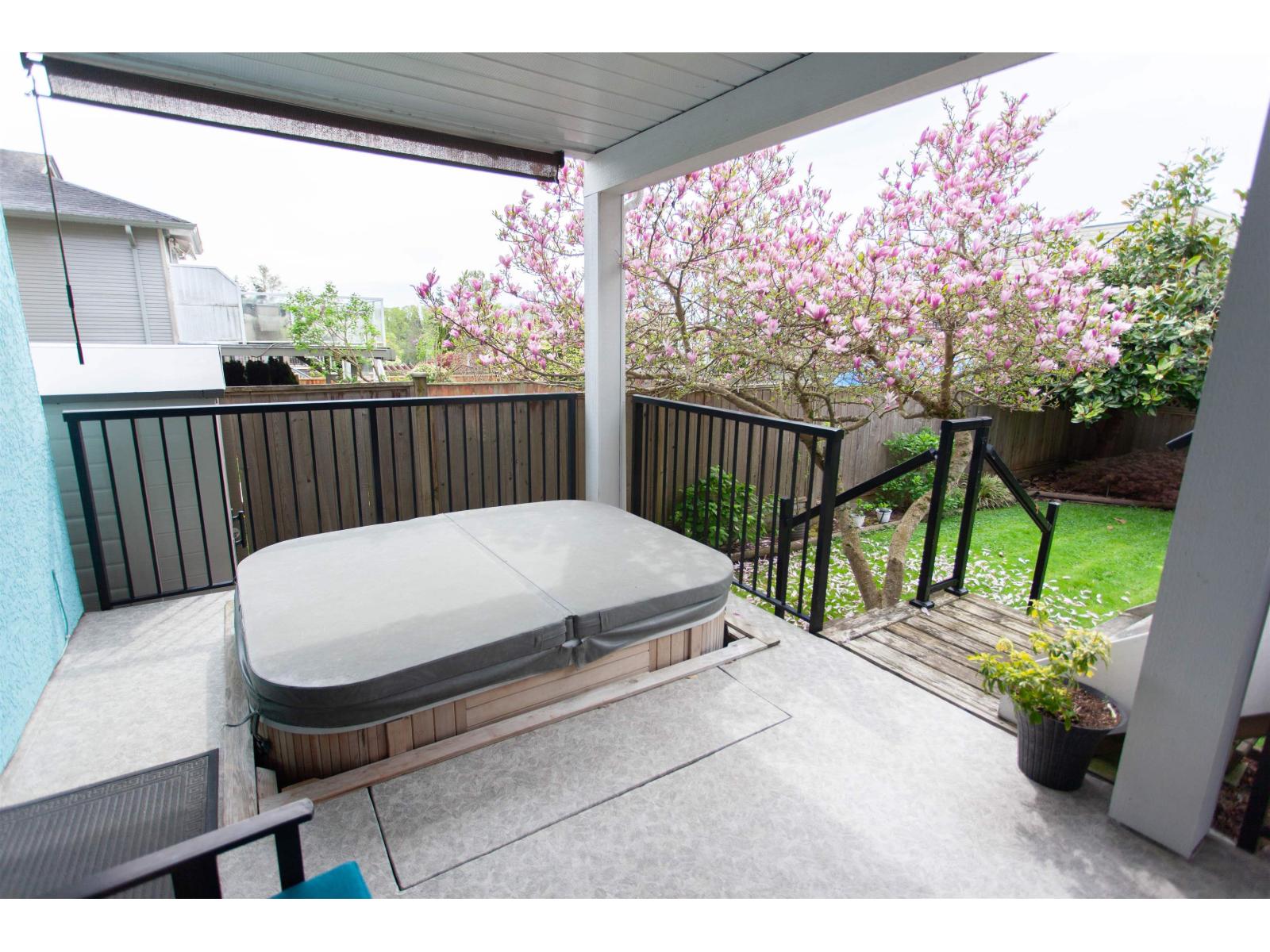867 STAYTE ROAD, White Rock