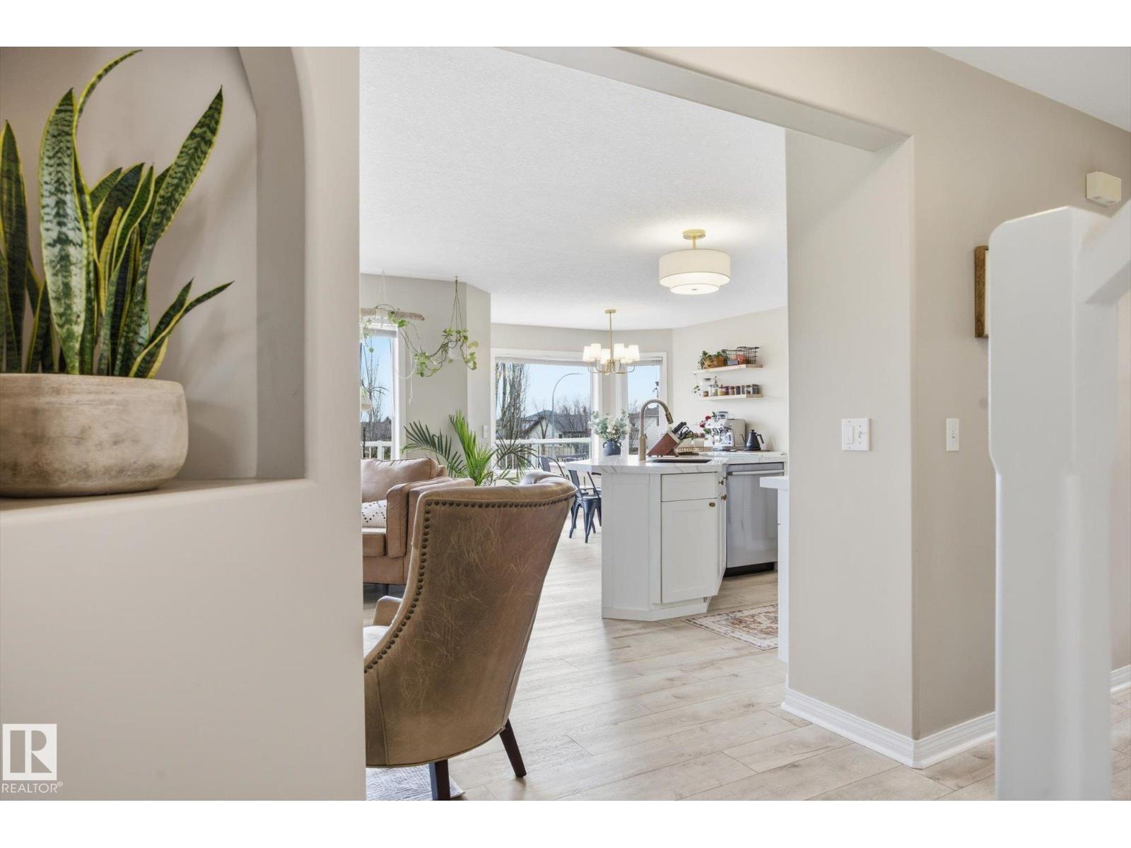 33 GRAYRIDGE CR - 6