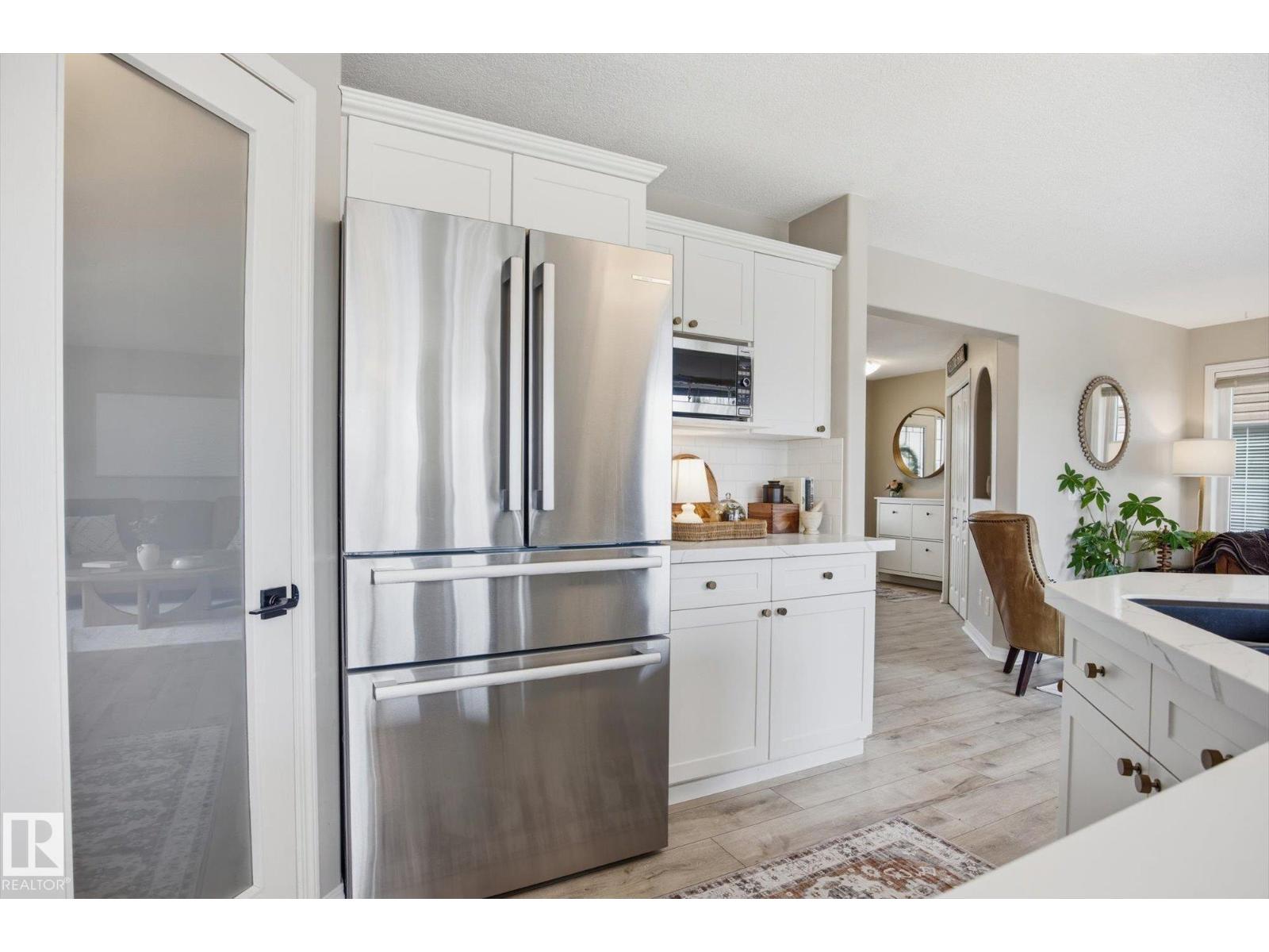 33 GRAYRIDGE CR - 13