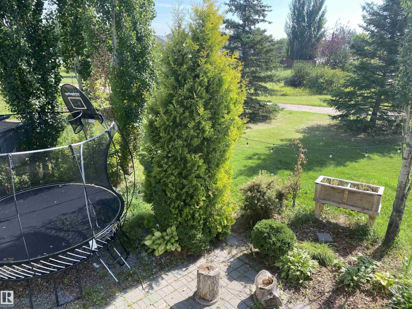 33 GRAYRIDGE CR - 48