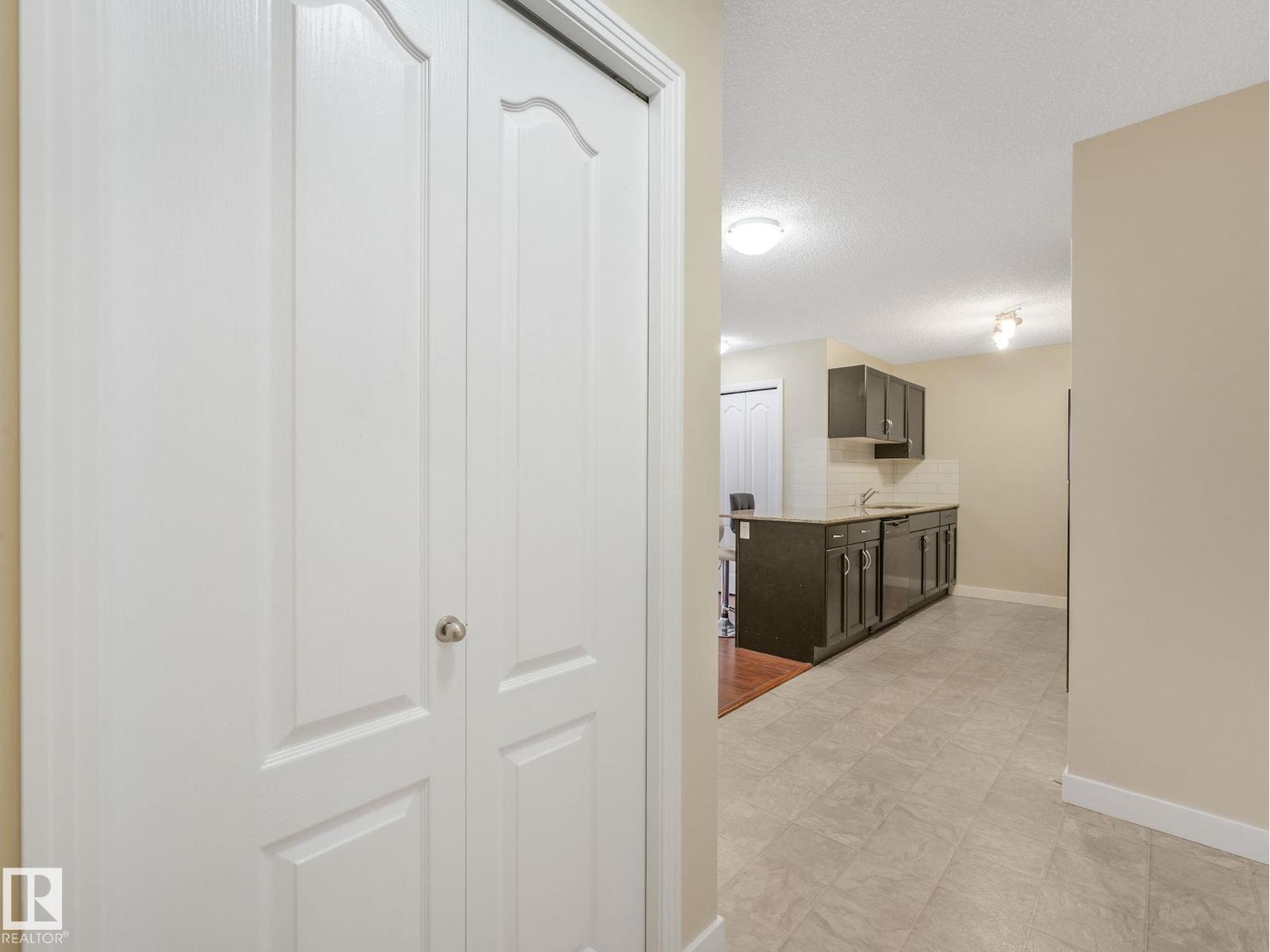 #317 12650 142 AV NW - 32