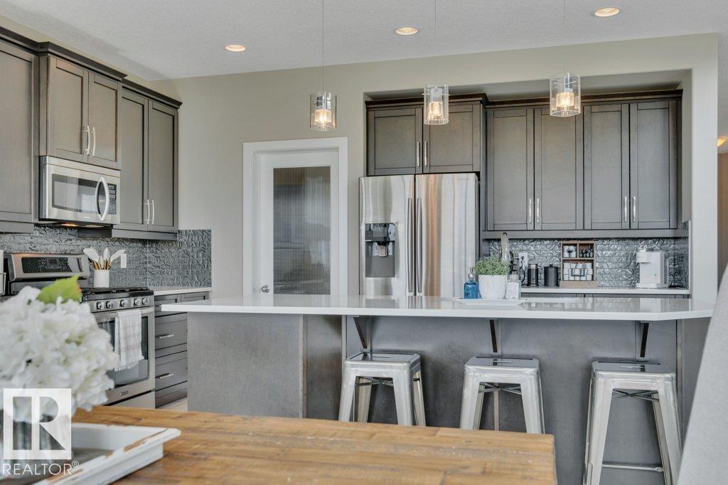 69 SELKIRK PL — photo 12