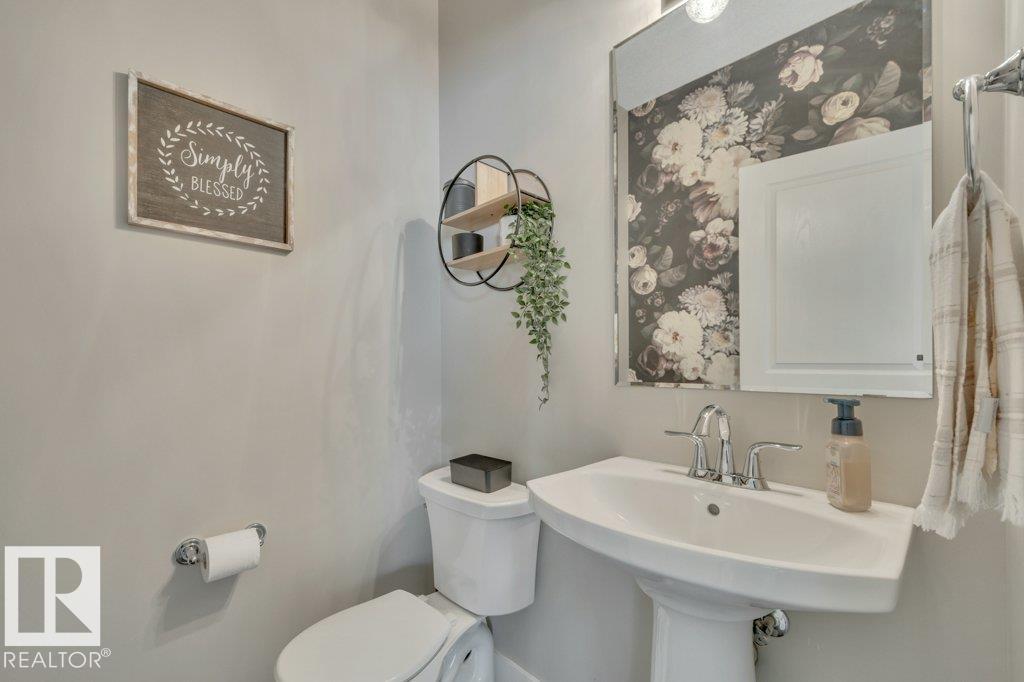 69 SELKIRK PL — photo 29