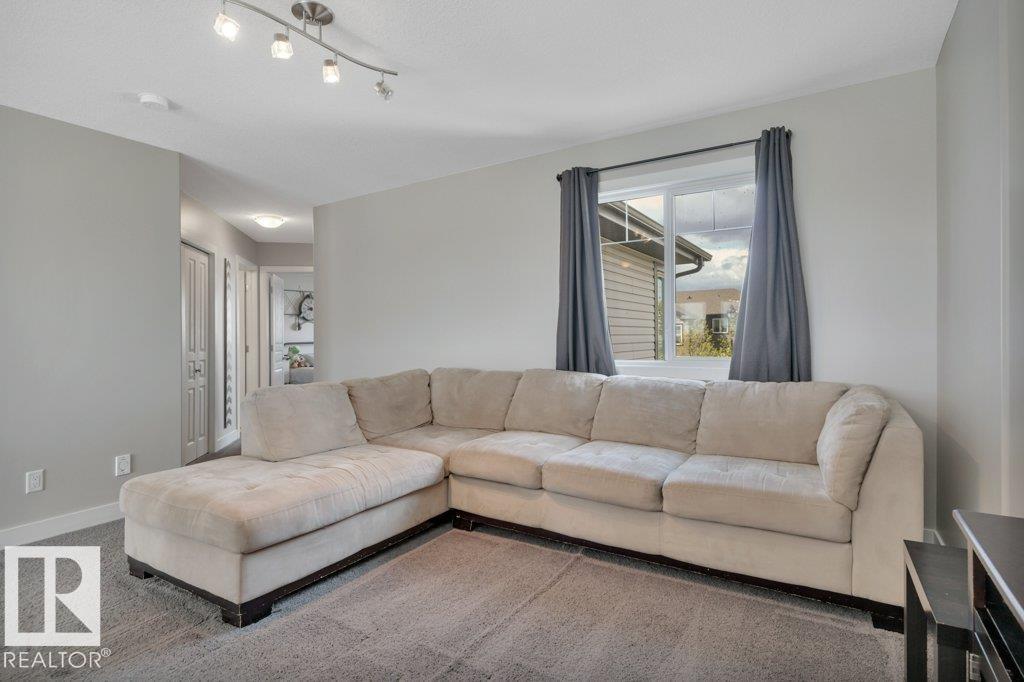 69 SELKIRK PL — photo 37
