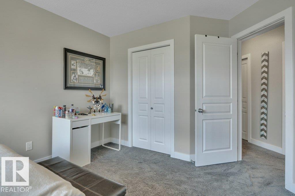 69 SELKIRK PL — photo 48