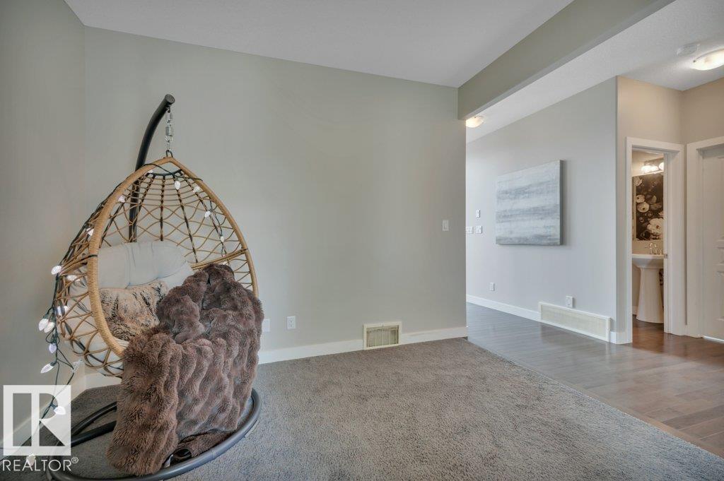 69 SELKIRK PL — photo 6