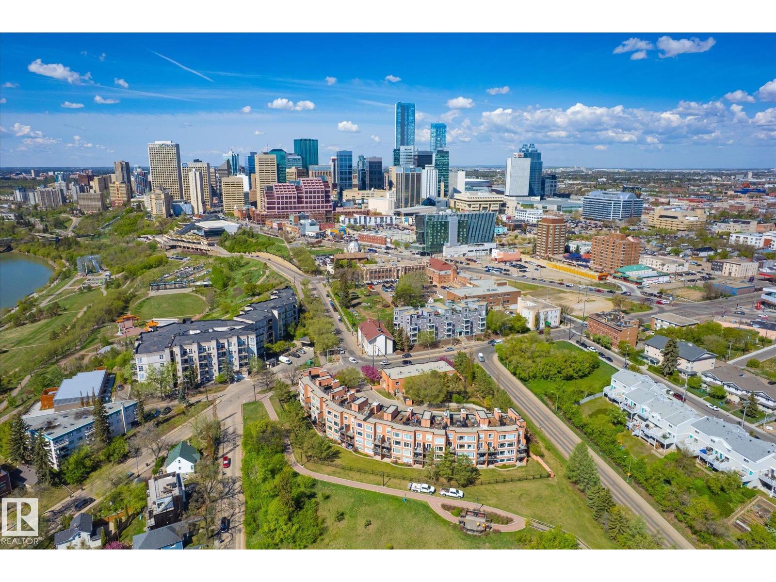 #108 10105 95 ST NW - 2