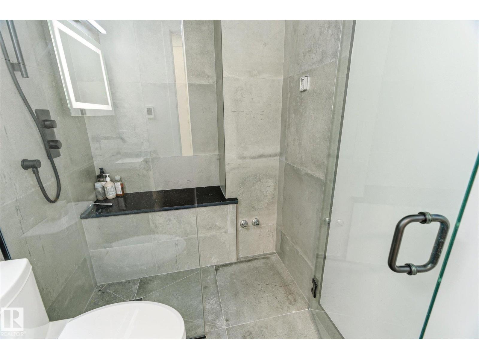 #108 10105 95 ST NW - 27
