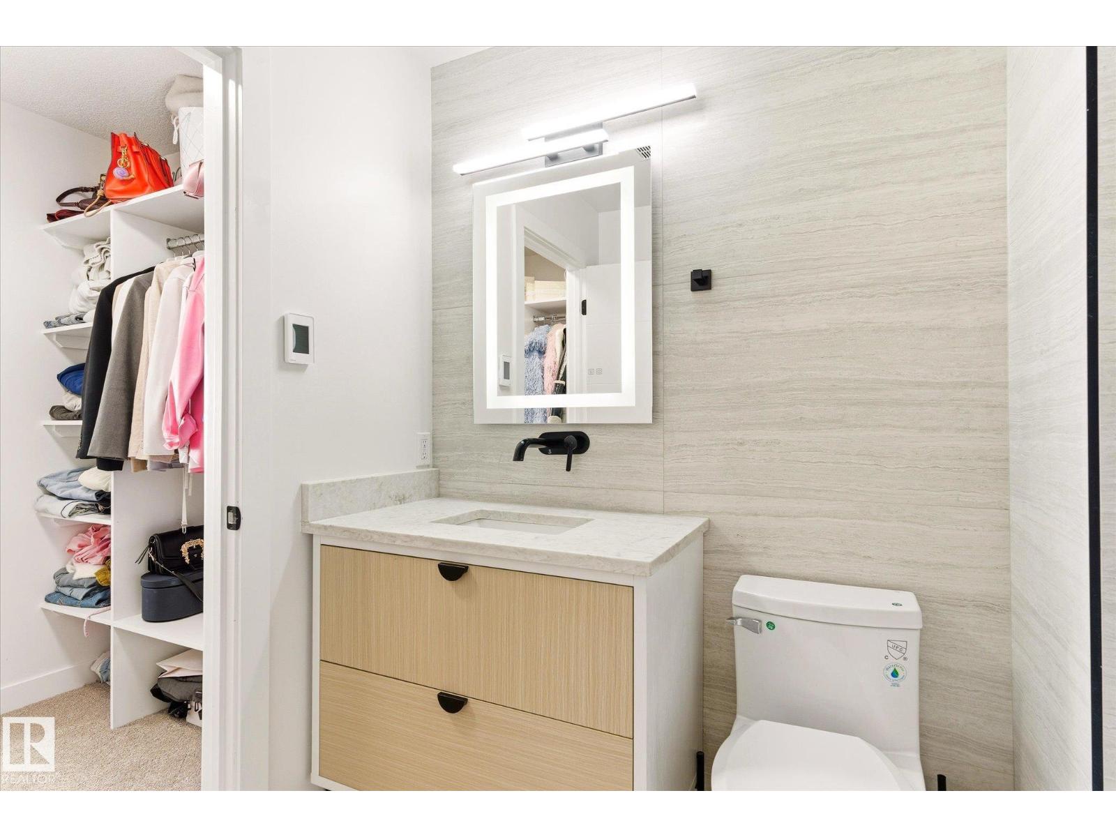 #108 10105 95 ST NW - 37