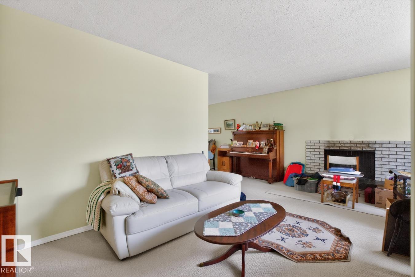 5611 115 ST NW - photo 2