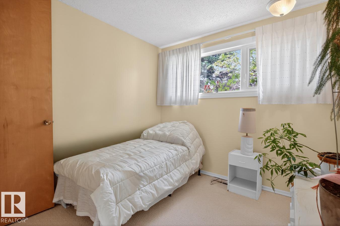 5611 115 ST NW — photo 9