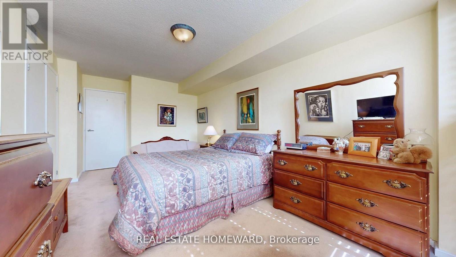 #1609 15 MAITLAND PLACE - 16