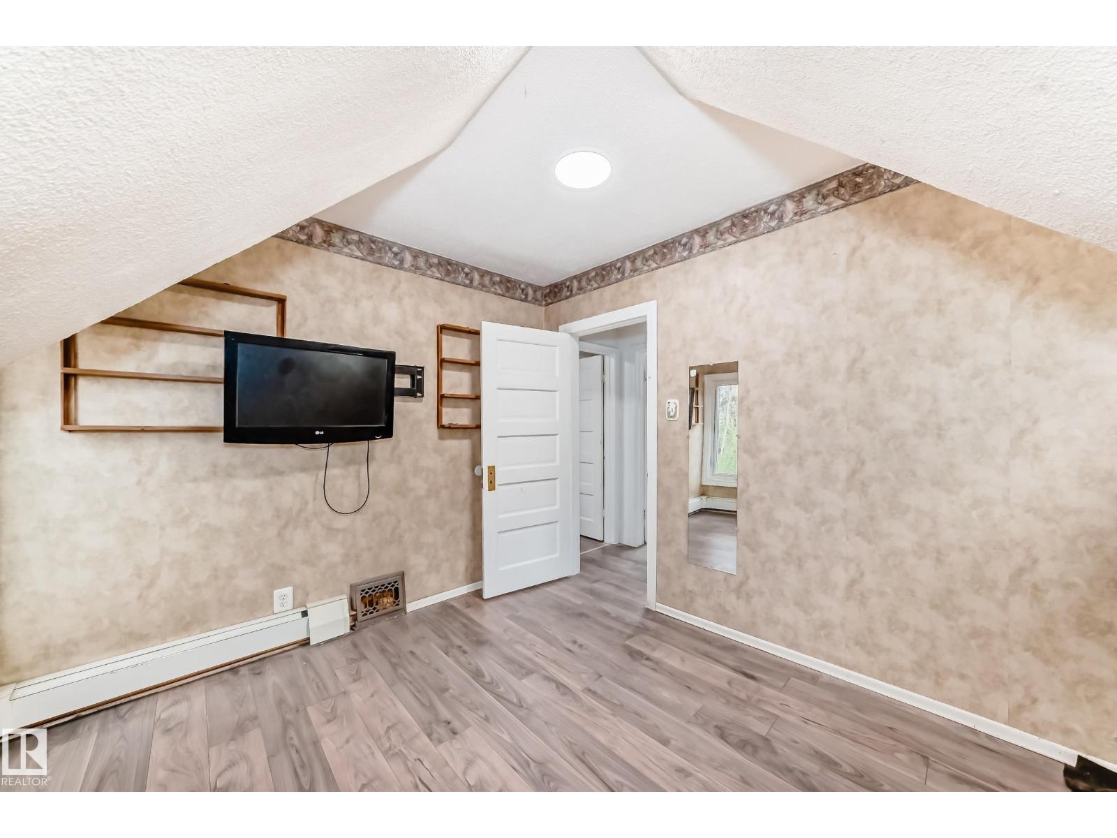 21252 TWP ROAD 550 - 33
