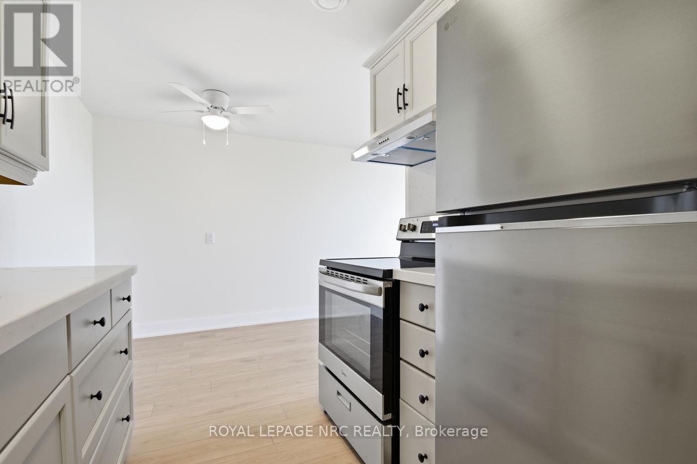 #507 264 GRANTHAM AVENUE - 11