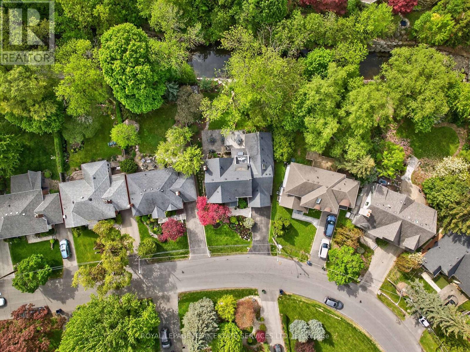 130 THOMPSON AVENUE - Image 3