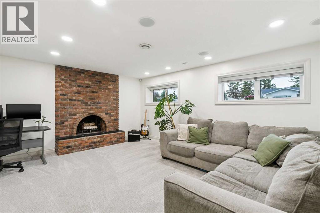 308 99 Avenue SE - 23