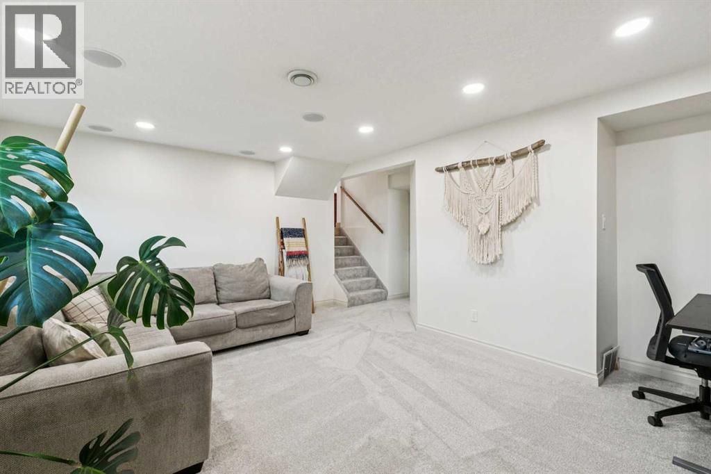 308 99 Avenue SE - 24