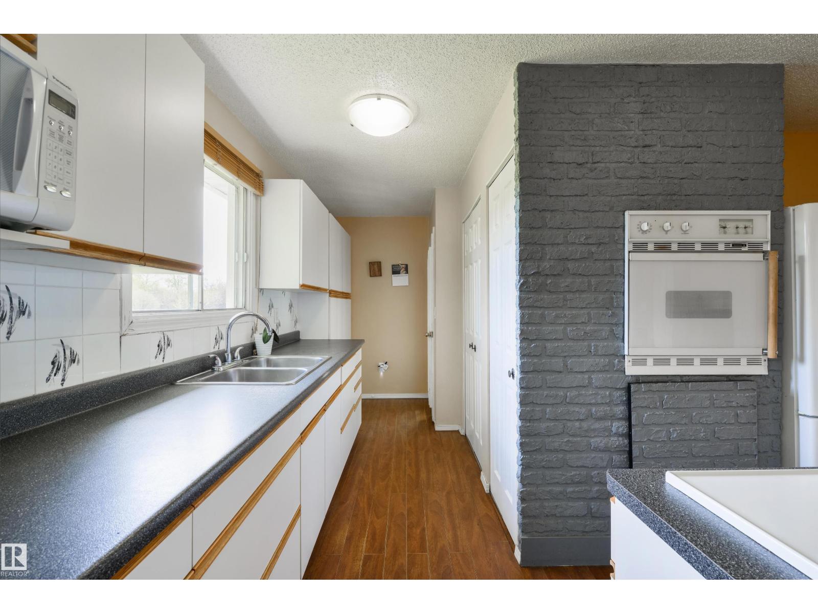 53031 RGE ROAD 43 - 14