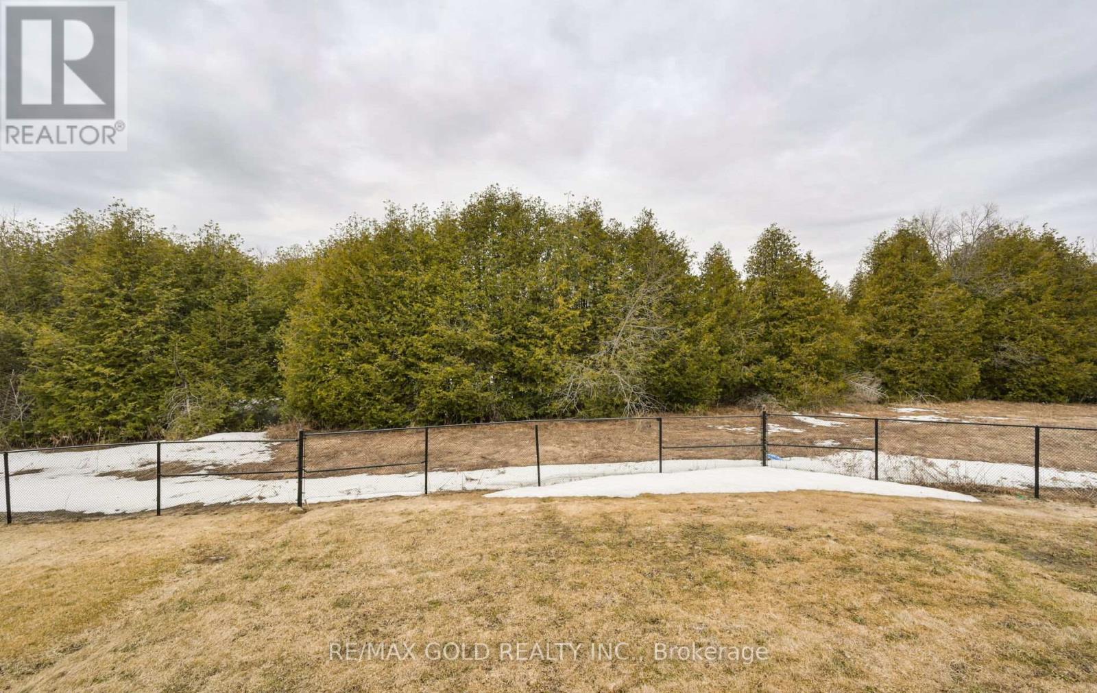 124 LIMESTONE LANE - 44