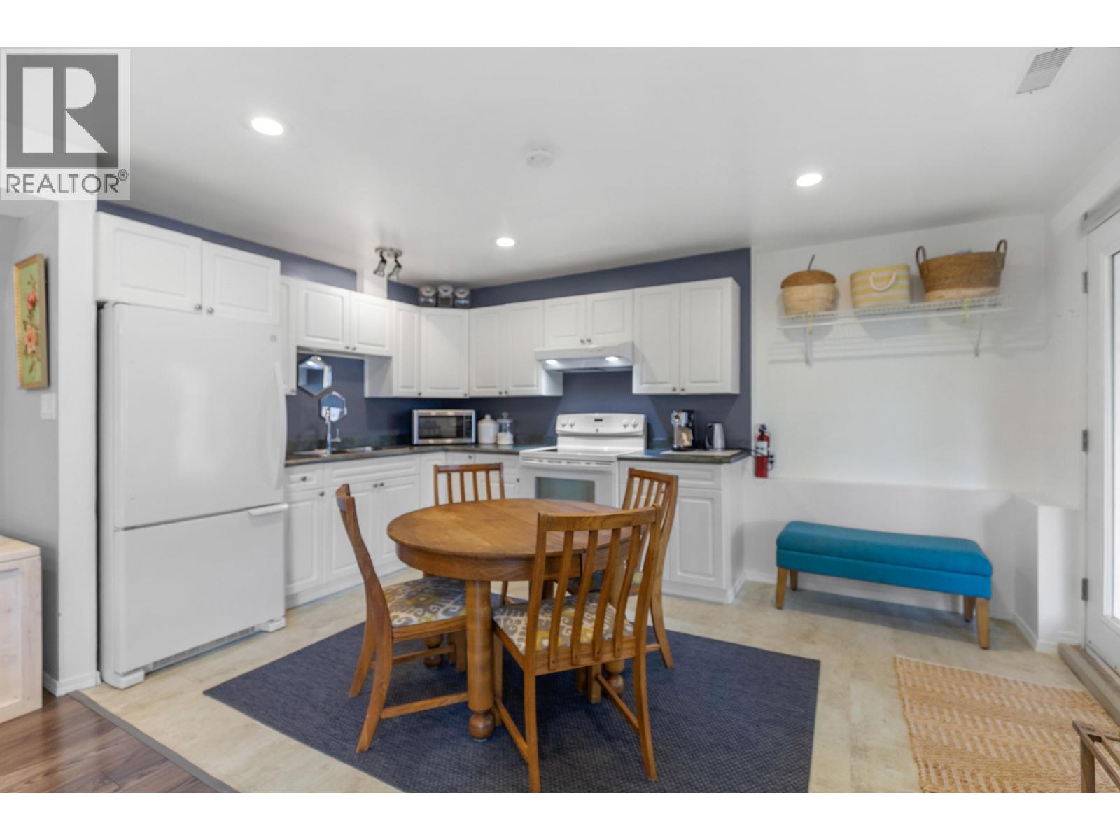 774 OCHAKWIN CRESCENT, Prince George