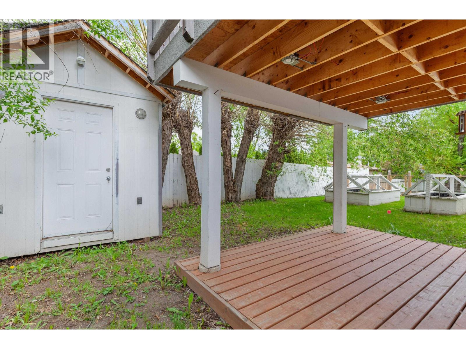 774 OCHAKWIN CRESCENT, Prince George