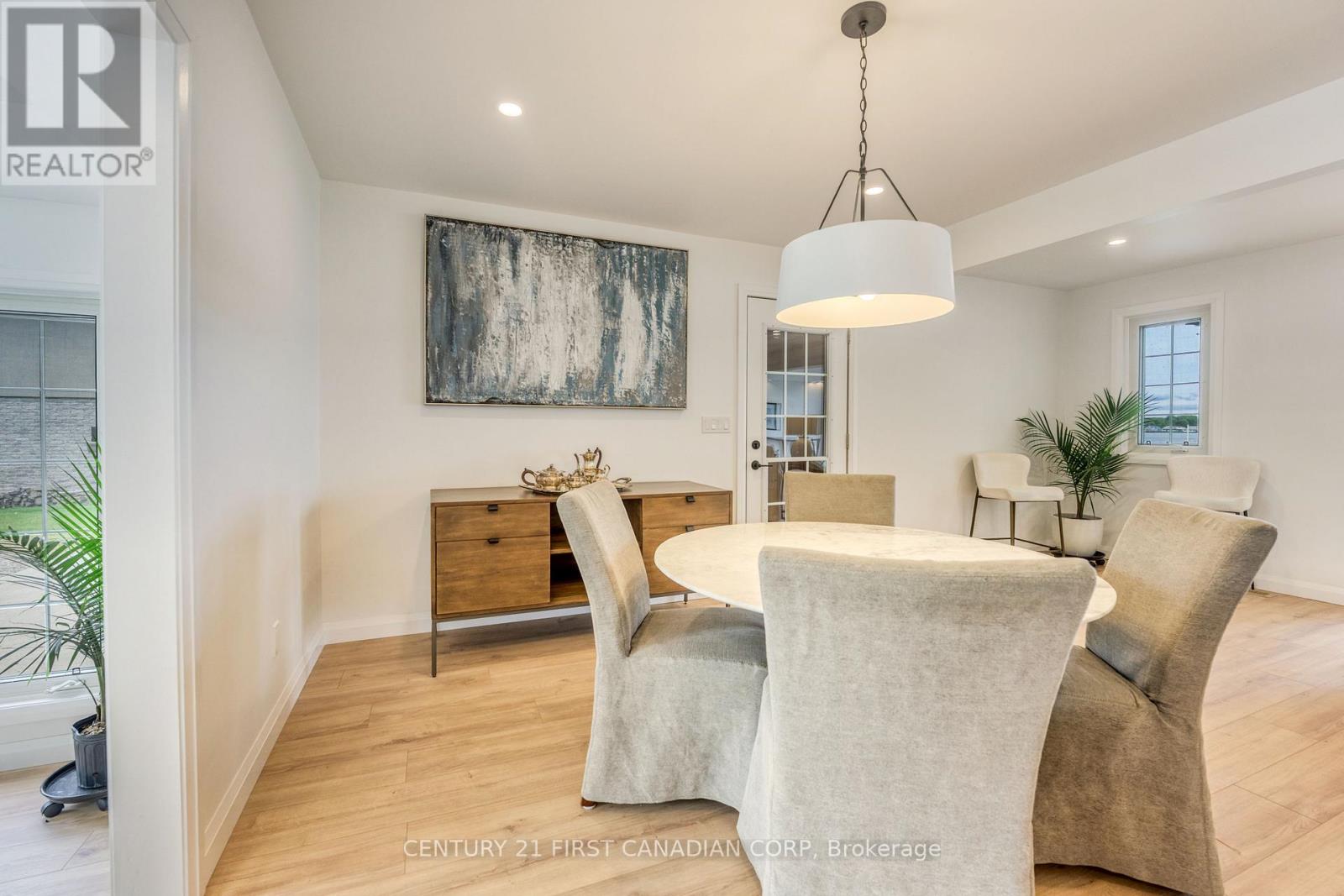 3877 ST CLAIR PARKWAY - 20